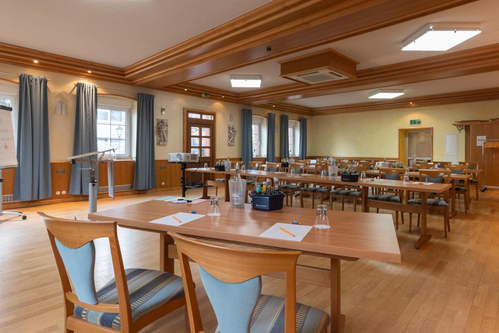 Hotel-Gasthaus "Krone" Boetzingen Luaran gambar